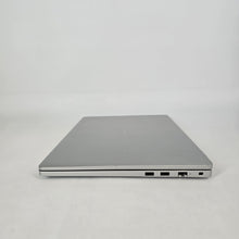 Load image into Gallery viewer, Dell Pro 16 PC16250 Platinum Silver 2.0 GHz Intel Core Ultra 5 Series 2 32GB RAM 256GB Solid State Drive