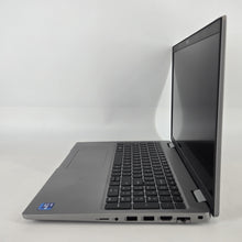 Load image into Gallery viewer, Dell Latitude 5520 15.6 Gray 3.0 GHz Intel Core i7 11th Gen. 16GB RAM 256GB Solid State Drive