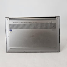 Load image into Gallery viewer, Dell Precision 5550 15.6 Gray 2.6 GHz Intel Core i7 10th Gen. 16GB RAM 512GB Solid State Drive NVIDIA Quadro T1000 4 GB