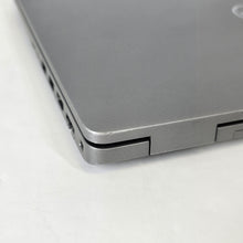 Load image into Gallery viewer, Dell Latitude 5520 15.6 Silver 2.6 GHz Intel Core i5 11th Gen. 16GB RAM 512GB Solid State Drive