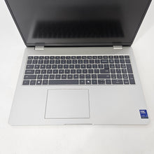 Load image into Gallery viewer, Pro 16 PC16250 Platinum Silver 2.0 GHz Intel Core Ultra 5 Series 2 16GB RAM 256GB Solid State Drive