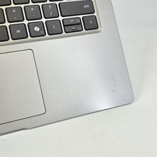 Load image into Gallery viewer, Latitude 5450 14 Gray 1.3 GHz Intel Core Ultra 5 16GB RAM 512GB Solid State Drive