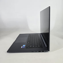 Load image into Gallery viewer, Samsung Galaxy Book6 16 Gray 2.3 GHz Intel Core Ultra 7 Series 3 16GB RAM 512GB Solid State Drive