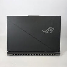 Load image into Gallery viewer, Asus ROG Strix Scar 18 G834 18 Black 2.2 GHz Intel Core i9 13th Gen. 32GB RAM 2TB Solid State Drive NVIDIA GeForce RTX 4090 16 GB