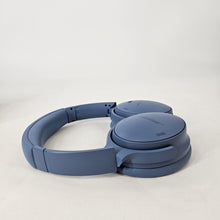 Load image into Gallery viewer, Bose QuietComfort Headphones Blue