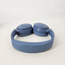 Load image into Gallery viewer, Bose QuietComfort Headphones Blue