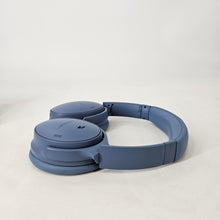 Load image into Gallery viewer, Bose QuietComfort Headphones Blue