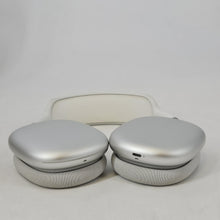 Load image into Gallery viewer, Apple AirPods Max Lightning Silver