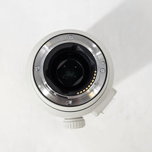 Load image into Gallery viewer, Sony FE 70-200mm White