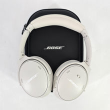 Load image into Gallery viewer, Bose QuietComfort Headphones White
