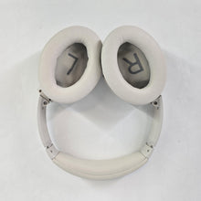 Load image into Gallery viewer, Bose QuietComfort Headphones White