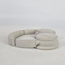 Load image into Gallery viewer, Bose QuietComfort Headphones White
