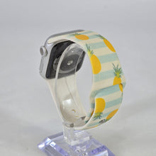 Load image into Gallery viewer, Apple Watch (Series 5) 40mm Silver WiFi 32GB