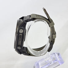 Load image into Gallery viewer, Garmin Fenix 8 Solar Sapphire Edition 51mm Black GPS