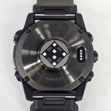 Load image into Gallery viewer, Garmin Fenix 8 Solar Sapphire Edition 51mm Black GPS