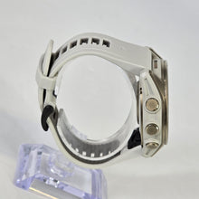 Load image into Gallery viewer, Garmin Fenix 8 AMOLED Sapphire Edition 43mm Gold GPS