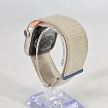 Load image into Gallery viewer, Apple Watch (Series 9) 41mm Gold Unlocked 64GB
