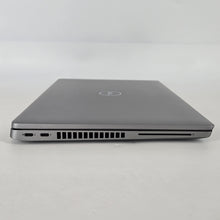 Load image into Gallery viewer, Latitude 5430 14 Gray 1.8 GHz Intel Core i7 12th Gen. 16GB RAM 512GB Solid State Drive