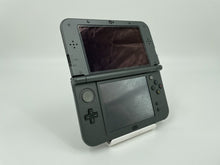 Load image into Gallery viewer, New Nintendo 3DS XL Silver Good Condition W/ Charger