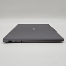 Load image into Gallery viewer, Lenovo Yoga Slim 7i 15.3 Gray 2.2 GHz Intel Core Ultra 7 Series 2 16GB RAM 1TB Solid State Drive