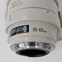 Load image into Gallery viewer, Canon EF 100-400mm White