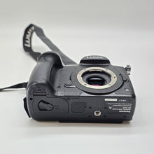 Load image into Gallery viewer, Panasonic Lumix GH5 20.3MP Black