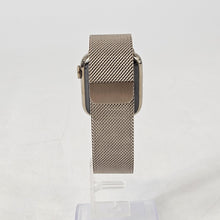Load image into Gallery viewer, Apple Watch (Series 6) 40mm Gold Unlocked 32GB