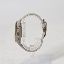 Load image into Gallery viewer, Garmin Venu 3S 41mm Gold GPS