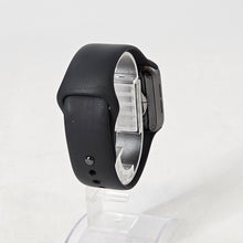 Load image into Gallery viewer, Apple Watch (Series 5) 40mm Grey WiFi 32GB