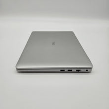 Load image into Gallery viewer, Dell Pro 14 PC14250 Platinum Silver 2.1 GHz Intel Core Ultra 7 Series 2 32GB RAM 512GB Solid State Drive