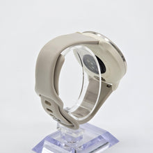 Load image into Gallery viewer, Garmin Vivoactive 6 42mm Cream GPS