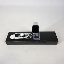 Load image into Gallery viewer, Apple Watch (Series 6) 44mm Silver Unlocked 32GB