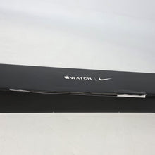 Load image into Gallery viewer, Apple Watch (Series 6) 44mm Silver Unlocked 32GB