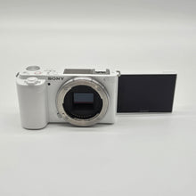 Load image into Gallery viewer, Sony Alpha ZV-E10 24.2MP White