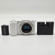 Load image into Gallery viewer, Sony Alpha ZV-E10 24.2MP White