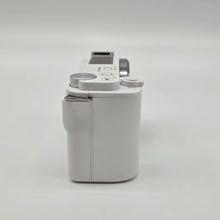 Load image into Gallery viewer, Sony Alpha ZV-E10 24.2MP White