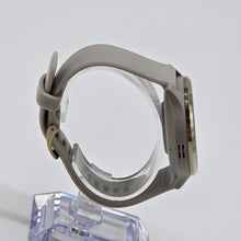 Load image into Gallery viewer, Garmin Venu 3S 41mm Gold GPS