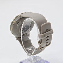 Load image into Gallery viewer, Garmin Venu 3S 41mm Gold GPS