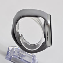 Load image into Gallery viewer, Apple Watch (Series 5) 44mm Silver WiFi 32GB