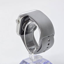 Load image into Gallery viewer, Apple Watch (Series 5) 44mm Silver WiFi 32GB