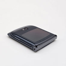 Load image into Gallery viewer, Razr 5G 8GB RAM 256GB Black (GSM Unlocked)