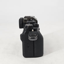Load image into Gallery viewer, Fujifilm X-T4 26.1MP Black