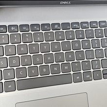 Load image into Gallery viewer, Dell Latitude 5540 15.6 Silver 1.7 GHz Intel Core i7 13th Gen. 16GB RAM 512GB Solid State Drive