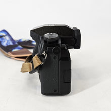 Load image into Gallery viewer, Panasonic Lumix G7 16MP Black