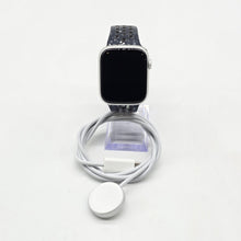 Load image into Gallery viewer, Apple Watch (Series 9) 45mm Silver Unlocked 64GB