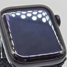 Load image into Gallery viewer, Apple Watch (SE) 2nd Gen. 40mm Black WiFi 32GB