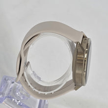 Load image into Gallery viewer, Garmin Venu 4 41mm Beige GPS