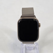 Load image into Gallery viewer, Apple Watch (Series 11) 42mm Gold Unlocked 64GB