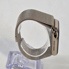 Load image into Gallery viewer, Apple Watch (Series 11) 42mm Gold Unlocked 64GB