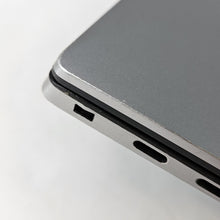 Load image into Gallery viewer, Dell Precision 5560 15.6 Gray 2.3 GHz Intel Core i7 11th Gen. 16GB RAM 512GB Solid State Drive
